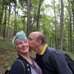 Um Dir unanständige Dinge ins Ohr zu flüstern.